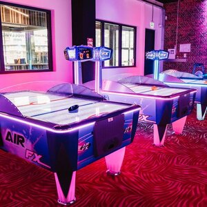 Sir Winston Fun & games Amsterdam image 5