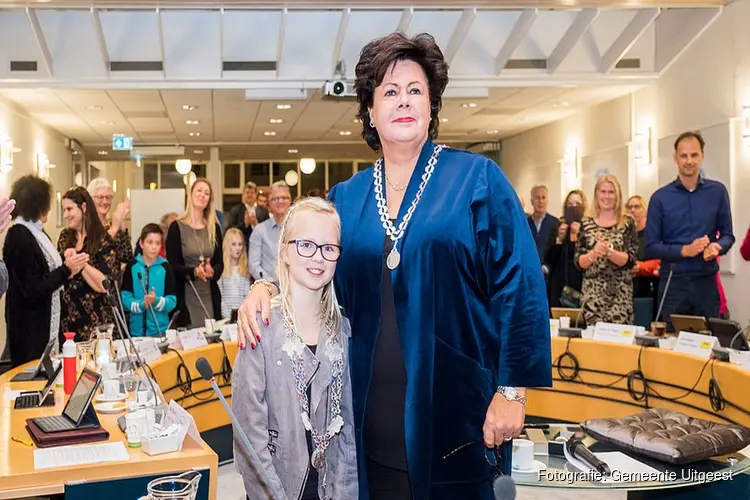 Fien de eerste kinderburgemeester van Uitgeest