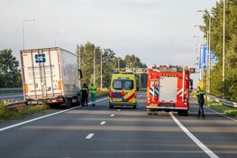 A9 enige tijd afgesloten na ongeval bij Uitgeest, vrachtwagenchauffeur aangehouden