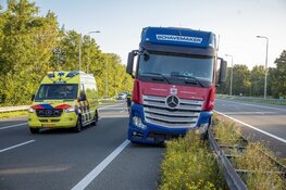 A9 enige tijd afgesloten na ongeval bij Uitgeest, vrachtwagenchauffeur aangehouden