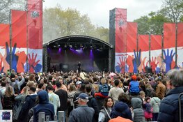 Bevrijdingspop Haarlem: voorzichtig begin, knallend einde