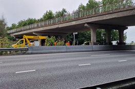 Beton laat los van viaduct van A9
