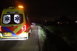 Auto te water in Uitgeest