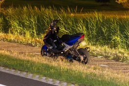 Scooterrijder zwaargewond bij ongeval in Uitgeest