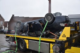 Oudere man belandt in water in Uitgeest