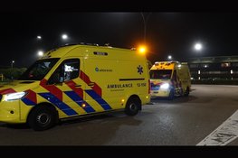 Fietser ernstig gewond na val van fiets in Uitgeest. Traumahelikopter landt bij hotel