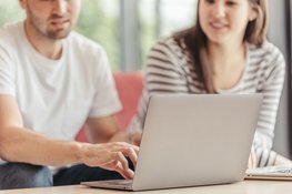 Hoe herkent u online oplichting en wat kunt u doen om uzelf te beschermen?