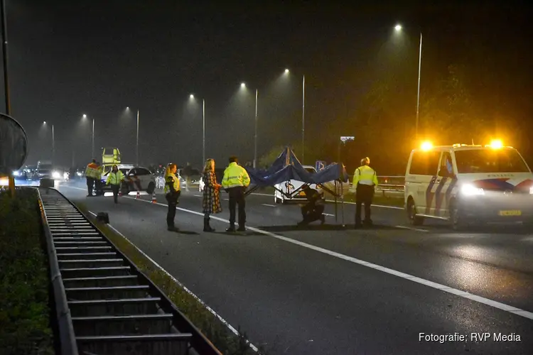 Voetganger overleden na aanrijding met personenauto op A9 bij Heiloo